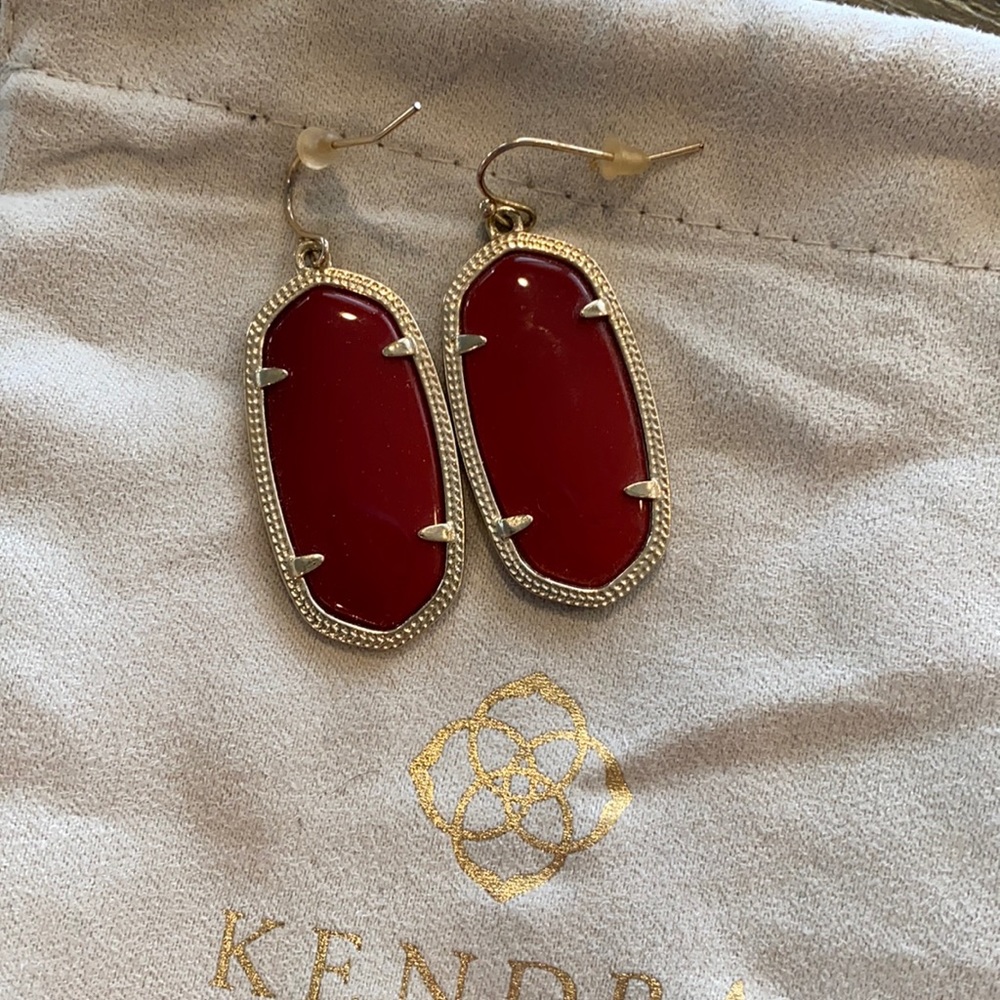 Kendra Scott classic earrings smaller size